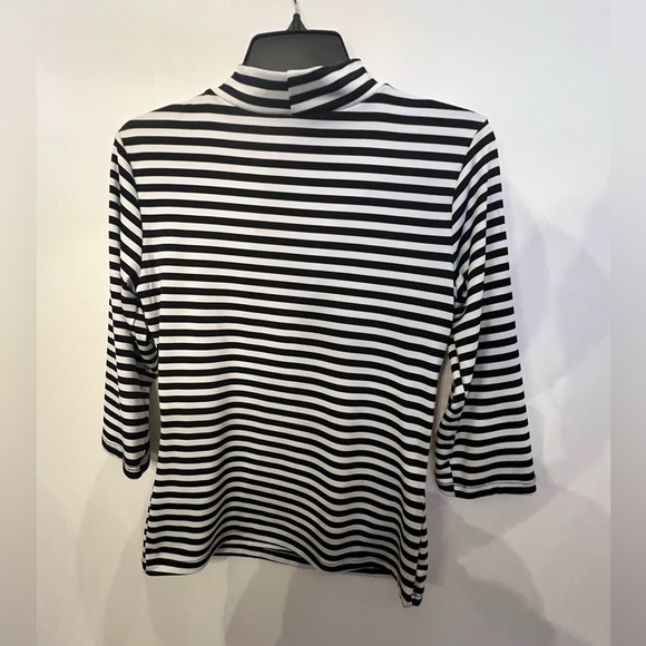 DOTS TOP BLACK & WHITE STRIPES. SIZE MED MOCK TURTLE NECK W/OPEN SCOOP NECK - Picture 4 of 7